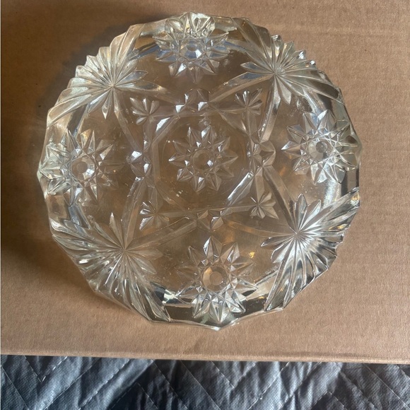 Vintage Ashtray Starburst Pattern Pressed Glass Mid Century Heavy Clear Barware. - Picture 3 of 3